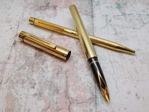 ⭐二手名品⭐ USA製 SHEAFFER 西華TARGA 1007 金格紋 14K尖 （贈原子筆）