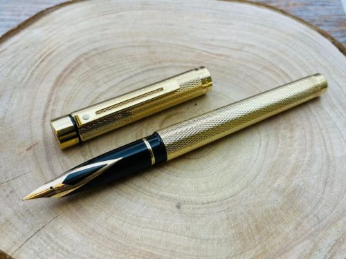 = 精美二手筆 = SHEAFFER 西華 TARGA 鍍金網紋 14K金尖 鋼筆 #SF128