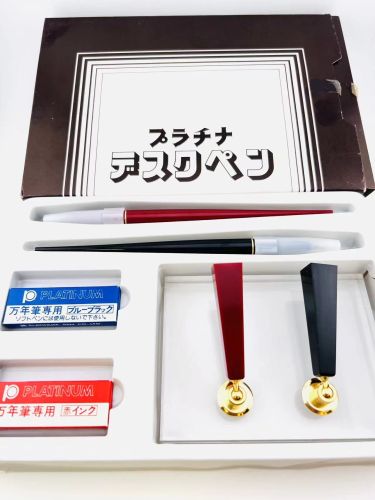 ☆典藏老筆☆PLATINUM 白金牌 長尾檯筆 壓克力筆檯 桌上型Desk pen  鋼筆 全新品