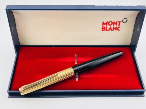   ☆近全新☆ Montblanc 萬寶龍  N0. 227  金蓋 14K尖 鋼筆 細字#YY 1059D